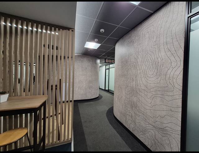 12M² OFFICE TO LET IN GLENADRIENNE